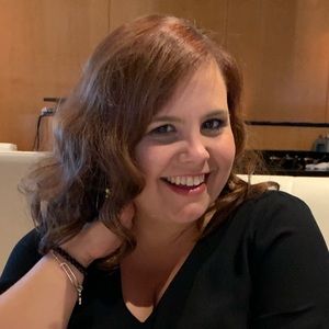 Meet your Posher, Amy